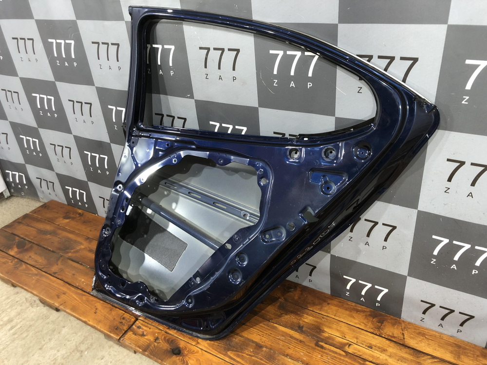 Дверь задняя правая Genesis G70 17-22 Б/У Оригинал 77004G9001