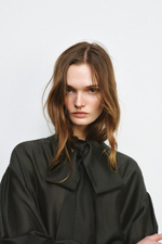 Рубашка из атласа с завязками ZW COLLECTION - ZARA