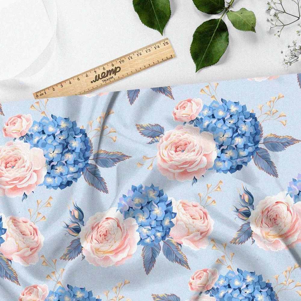 Ткань кулирная гладь голубые бутоны и розы