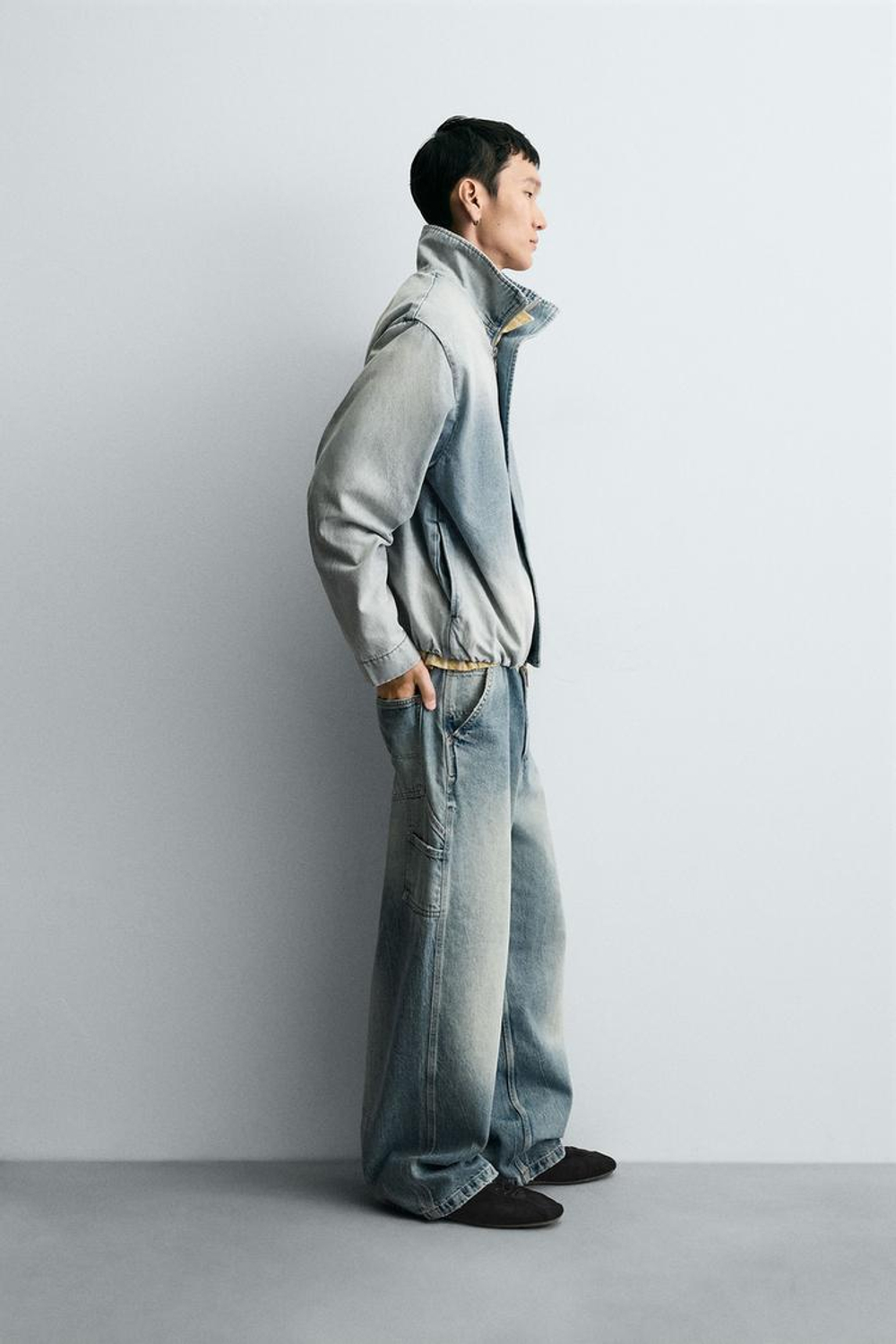 ZARA ДЖИНСОВАЯ КУРТКА С ЭФФЕКТОМ ПОТЕРТОСТИ, СВЕТЛО-ГОЛУБОЙ