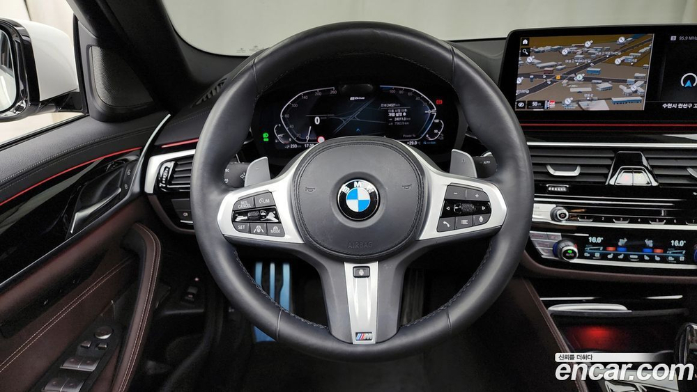BMW 5 Series (G30) 530e M Sports (07.2021)