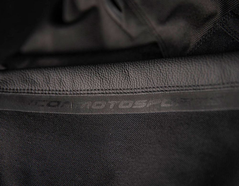 Contra2™ Pant Leather / Штаны / Черный