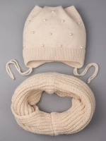 Шапка для девочки осенняя и снуд ушками