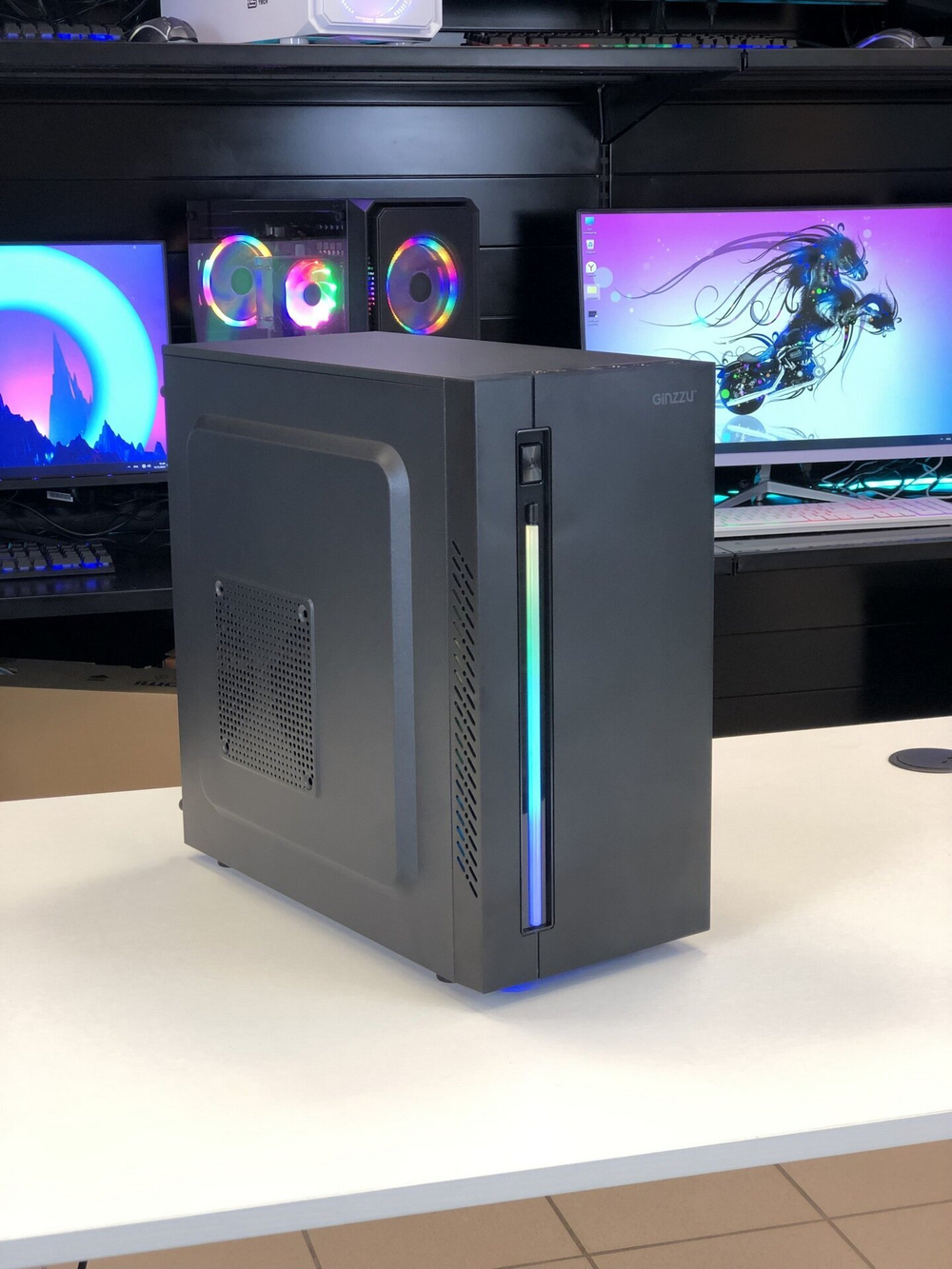 Игровой компьютер, i7 8 ядер, Озу-16GB, AMD Radeon RX580 8GB, SSD 256GB, Windows 11