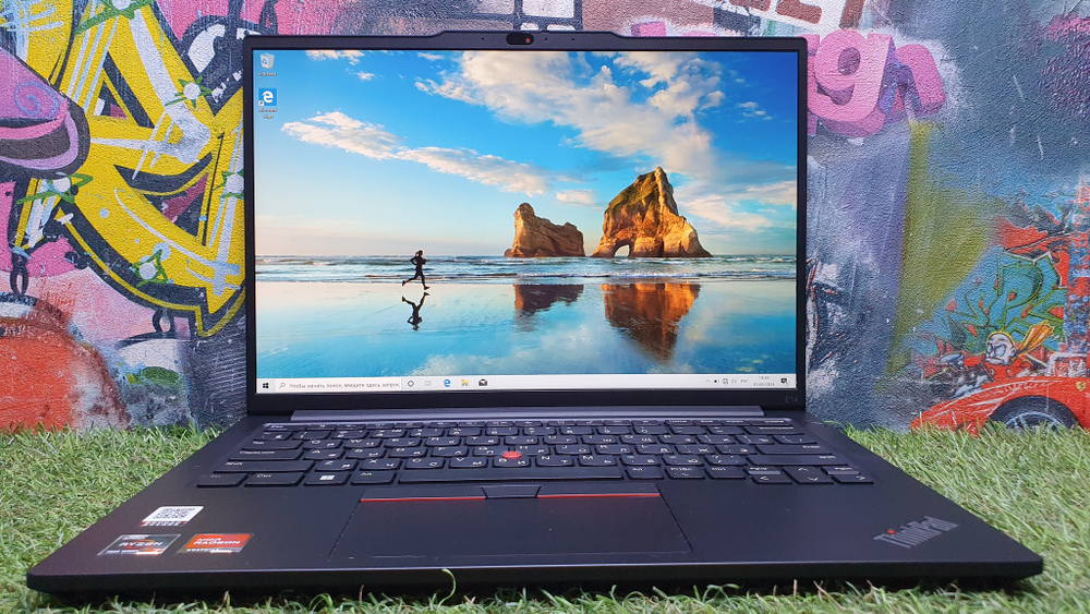 Ноутбук Lenovo Ryzen 7/40Gb/2K/ ThinkPad E14 Gen5/Windows 10