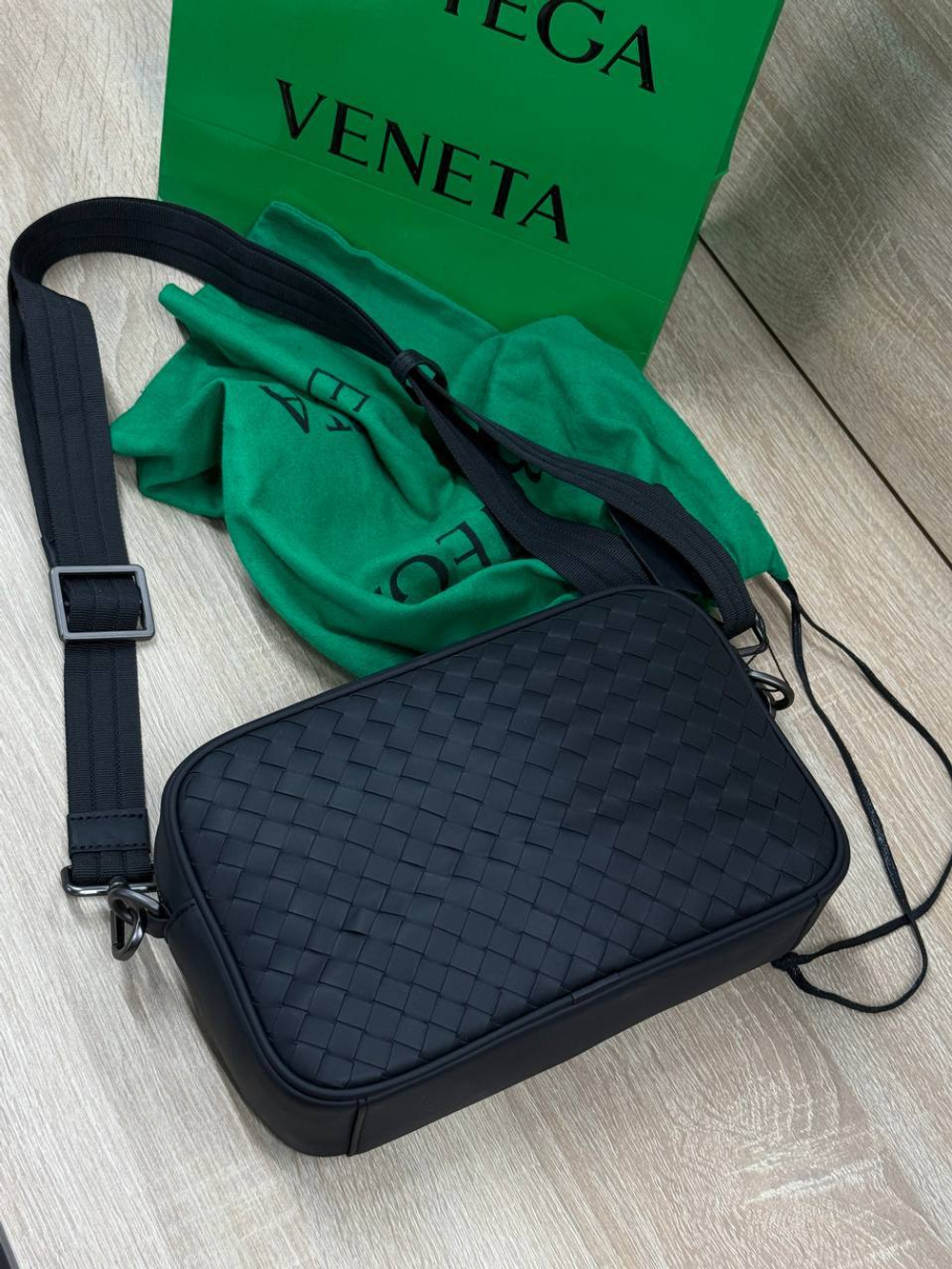 Сумка-мессенджер Bottega Veneta