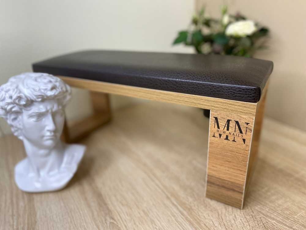 Подставка для маникюра премиум класса в стиле Лофт корич.( 40x16x15)
