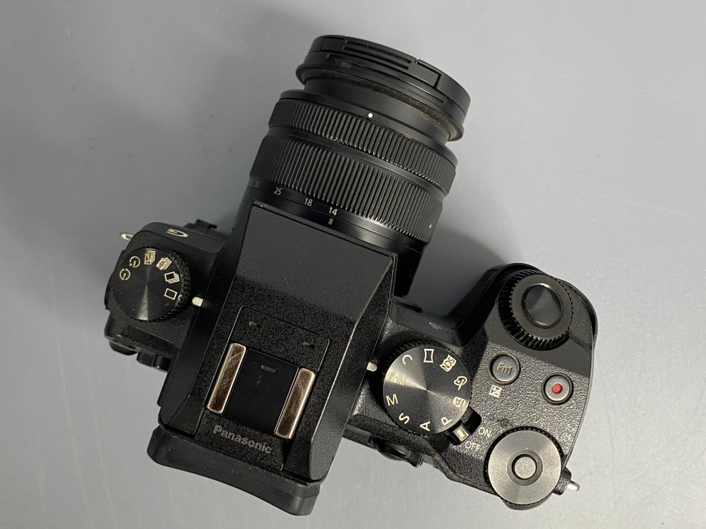 Panasonic Lumix DMC-G7 Kit 14-42mm 5.500 кадров