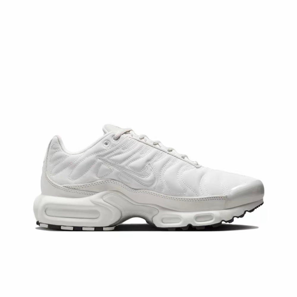 Nike Air Max Plus Triple White
