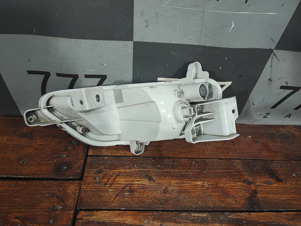 ПТФ задний левый Mazda CX-5 2 (KF) 17-21 Б/У Оригинал KB8M51660C