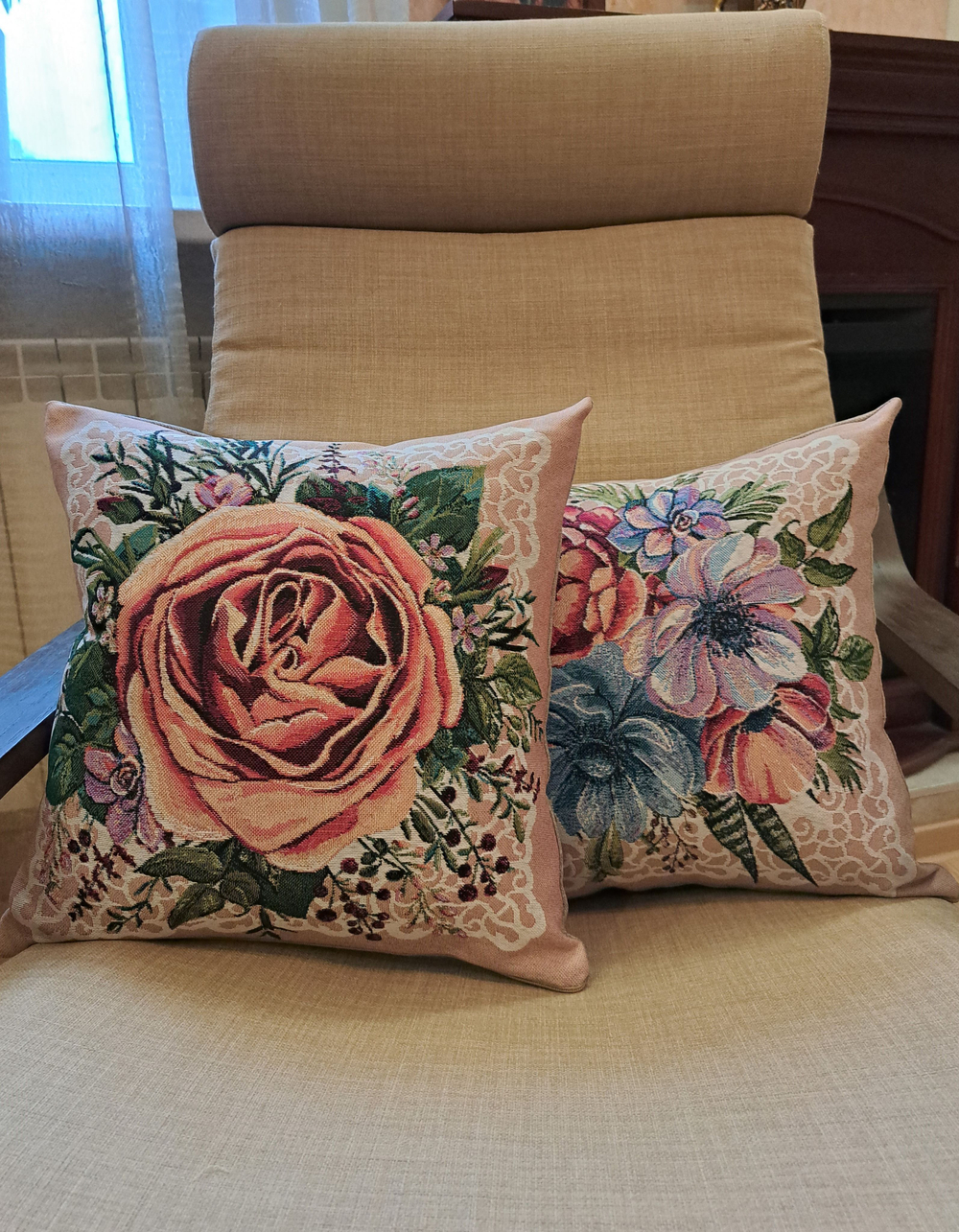 Декоративный гобеленовый чехол для интерьерной подушки Загадка 2 38*38