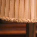 Пара больших винтажных настольных ламп в классическом стиле