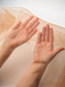 Сетка стабильная телесная метражом