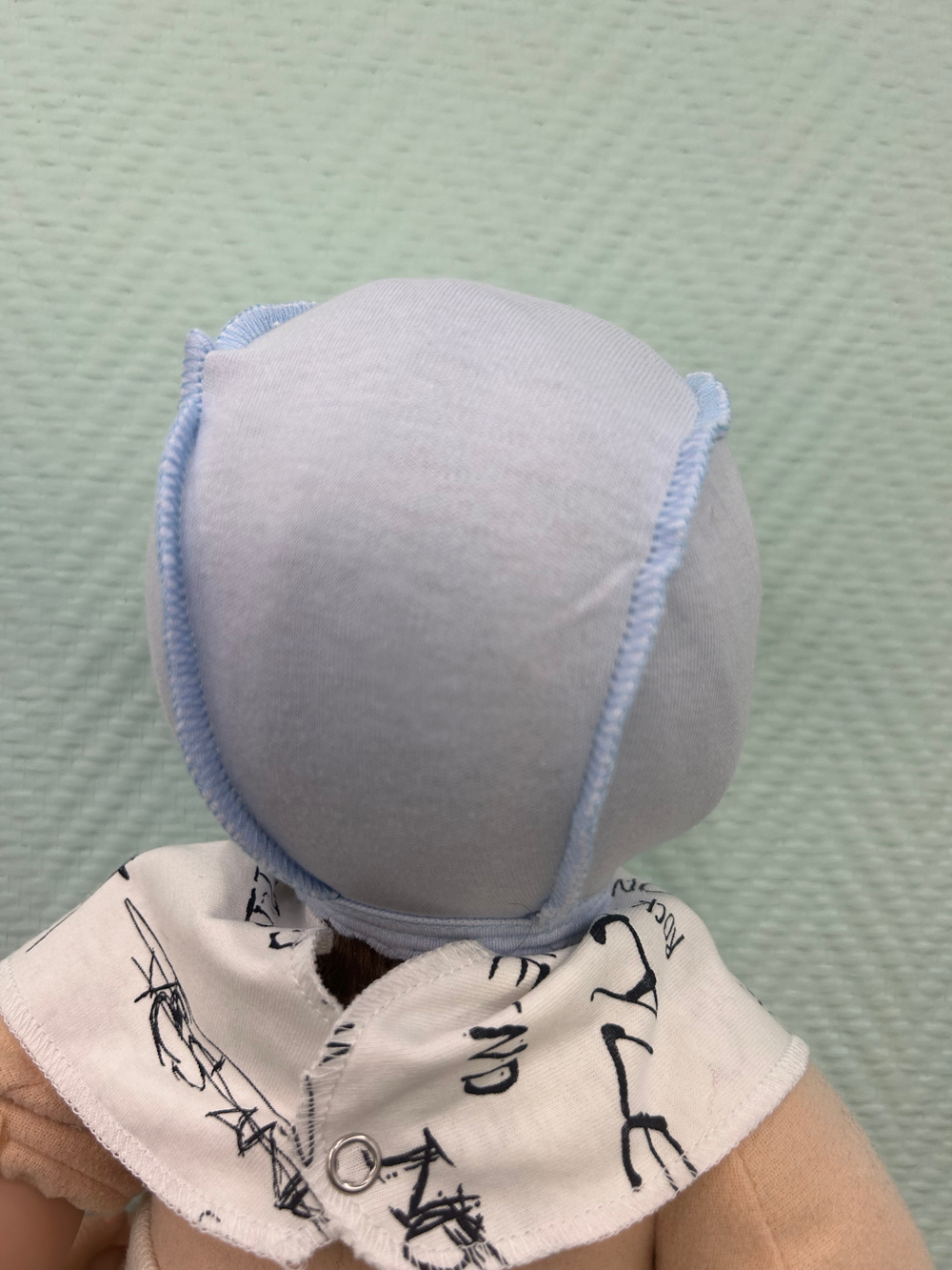 Чепчик для малышей