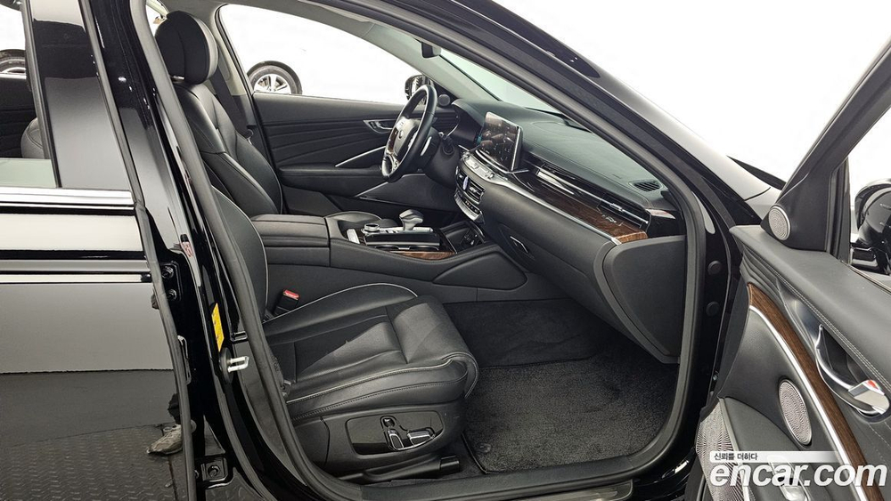 Kia The K9 (Quoris/K900) 3.8 GDI AWD (10.2020)