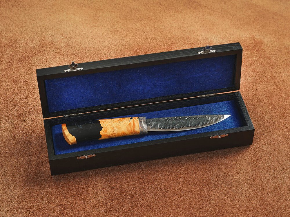 Якутский нож "Амга", сталь Х12МФ, рукоять желтая стабилизированная карельская береза / акрил черный жемчуг