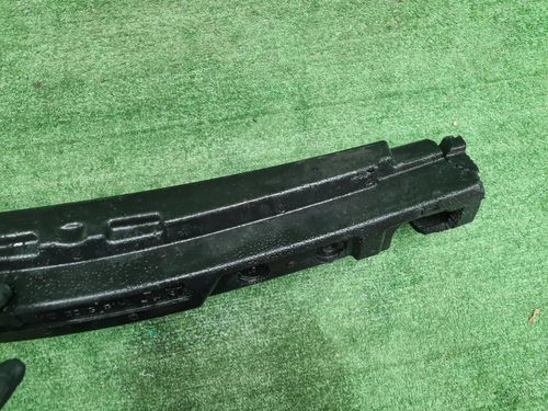 Абсорбер переднего бампера Mercedes M W164 (08-11)