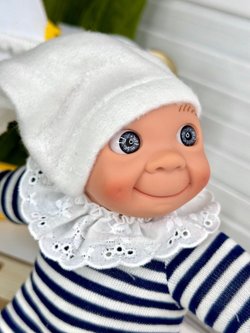 Кукла LAMAGIK мягконабивная 23см Caritas (304U5)