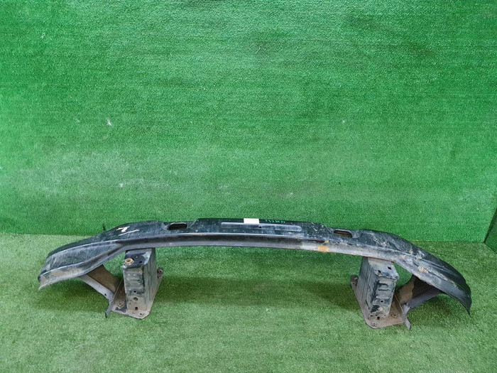 Усилитель передний Mercedes V W639 (2003-2014)