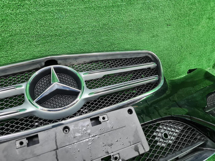 Бампер передний Mercedes E W213 16-21 AMG В сборе