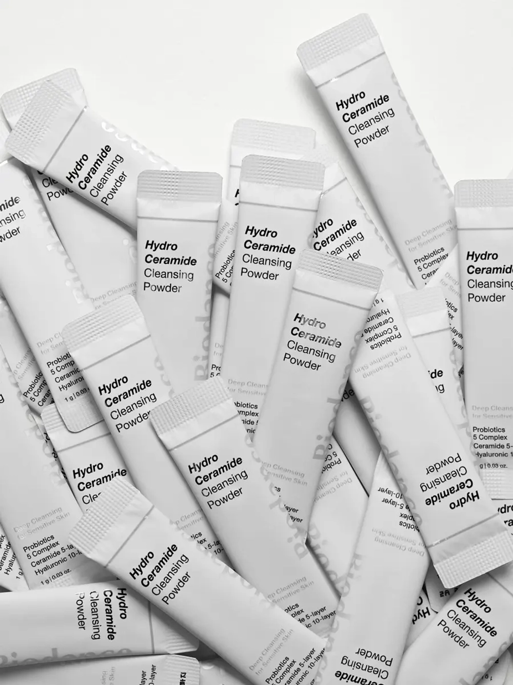 Biodance Энзимная пудра с пробиотиками и керамидами Hydro Ceramide Cleansing Powder 1 гр х 30 шт