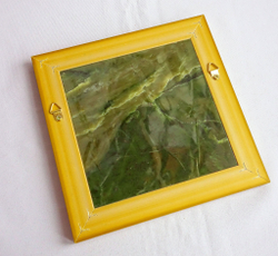 Подкова на нефрите