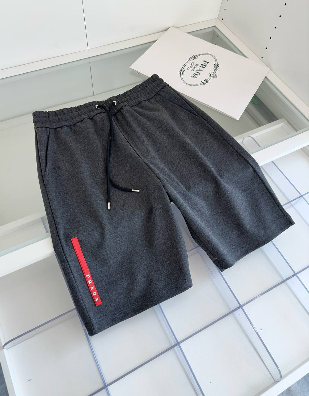 Шорты Prada