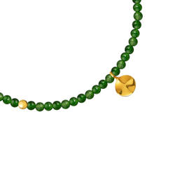 браслет из зеленого агата с красной кистью