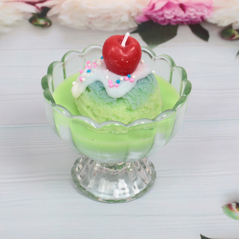 Свеча «Сочная ягода» 10*9 см (292 гр), (упаковка 10*10*13,5 см)