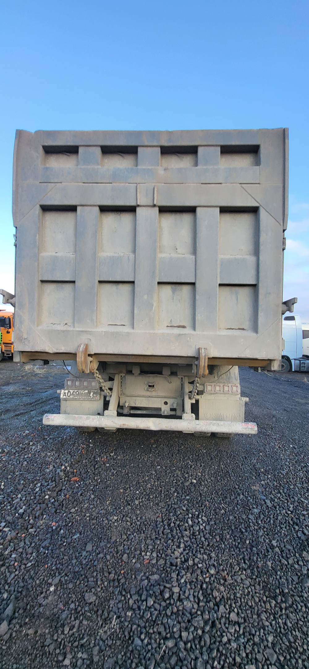 Shacman (Shaanxi) SX* 8x4 Самосвал SX331863366 (Дизельный, 12,5 л, 544 л.с., МТ)