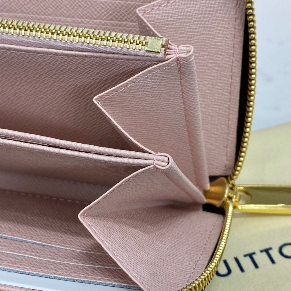 Louis Vuitton Zippy Wallet