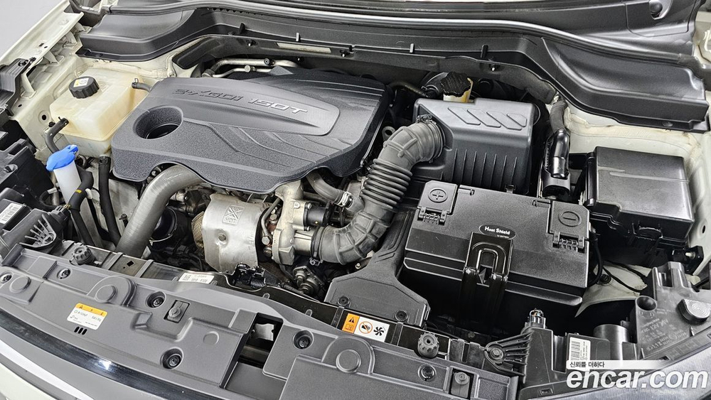 KG Mobility (Ssangyong) Very New Tivoli Бензин 1.5 2WD (04.2020)
