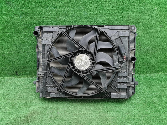 Кассета радиаторов BMW 3er G20 (2018-н.в.)