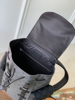 Louis Vuitton Christopher MM