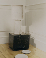 Приставной столик Sorein из черного мрамора 40 x 40 см