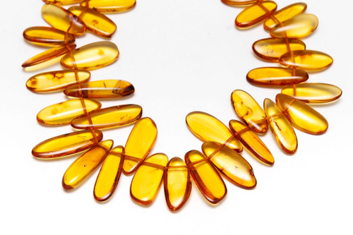 Крупные бусы из янтаря натуральные, длина 51 см, длина бусин до 2,5 см.