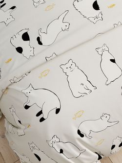 Простынь на резинке Сказка "Котики на сером" 160х200 см, перкаль