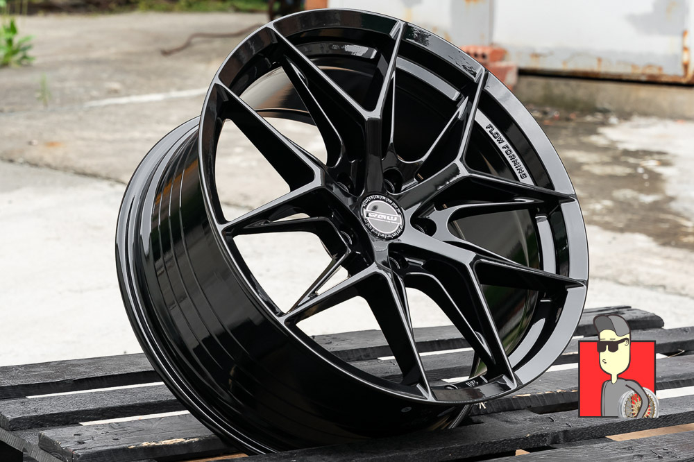 Комплект дисков RGW 033 19x8.5 et35 5x114.3