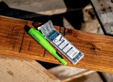 Комплект 12 грифелей 2х5х150мм ANILINE 2.0 для влажных поверхностей для строительного карандаша Pica BIG Dry 6060 в пластиковом пенале PICA-MARKER 6051/SB