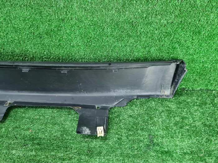 Накладка порога правая BMW X2 F39 (2017-2023)