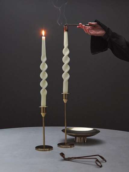 Набор аксессуаров для свечей дымчато-коричневого цвета из коллекции essential