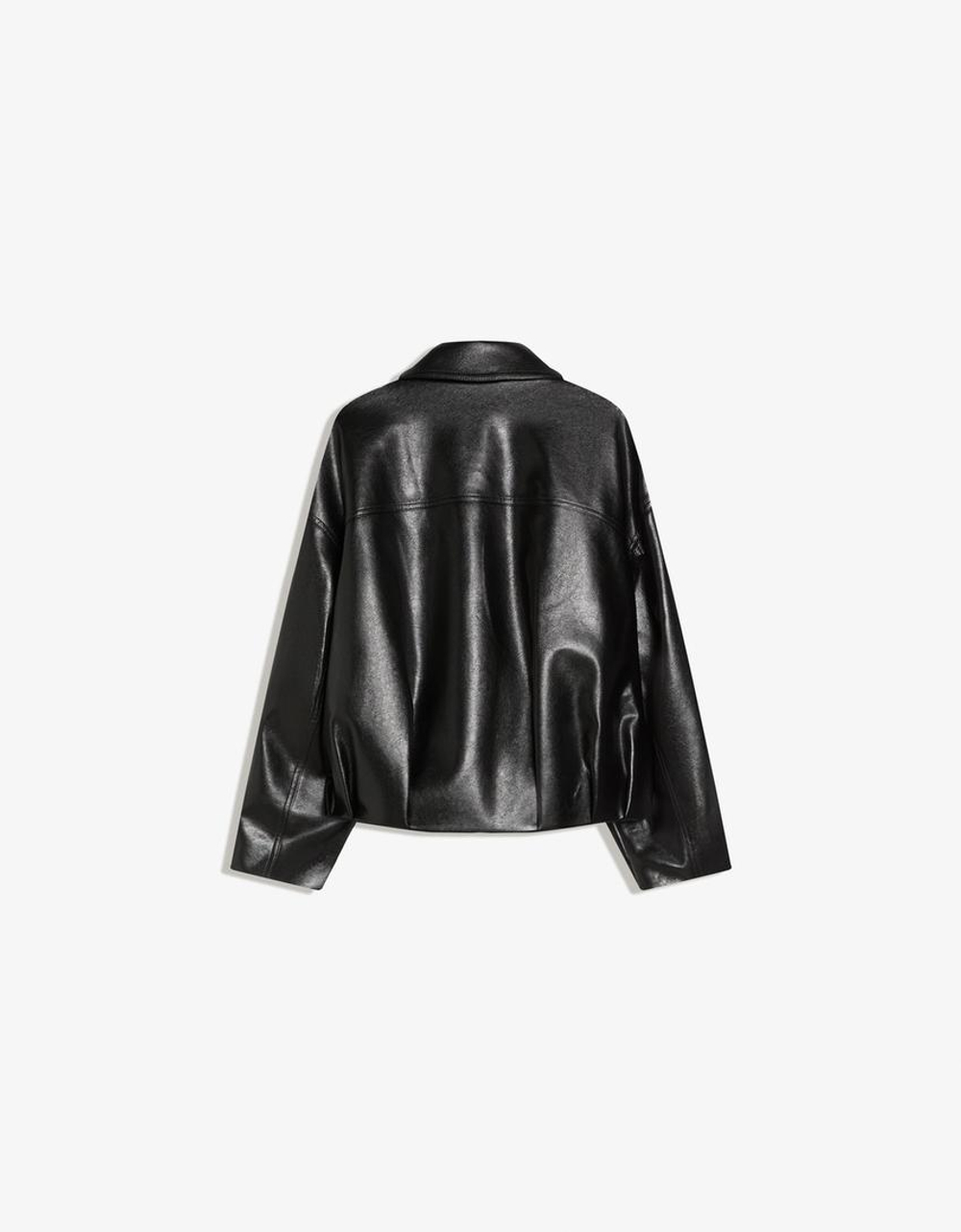 BERSHKA Бомбер из искусственной кожи с поясом, черный