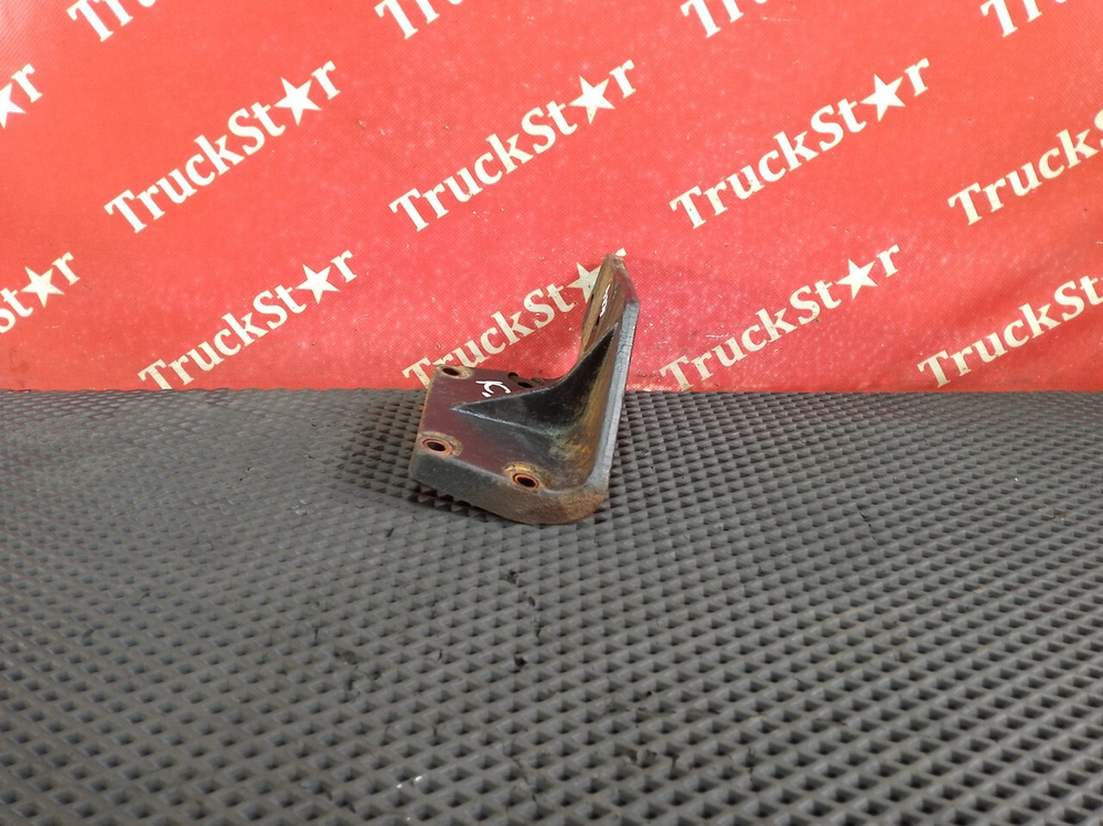 Кронштейн подушки двигателя правый 2018г