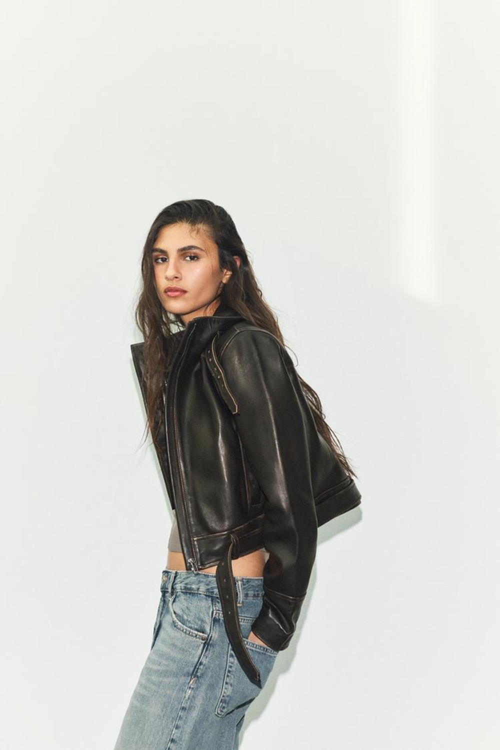 ZARA КУРТКА ИЗ 100% КОЖИ, ТЕМНО-КОРИЧНЕВЫЙ