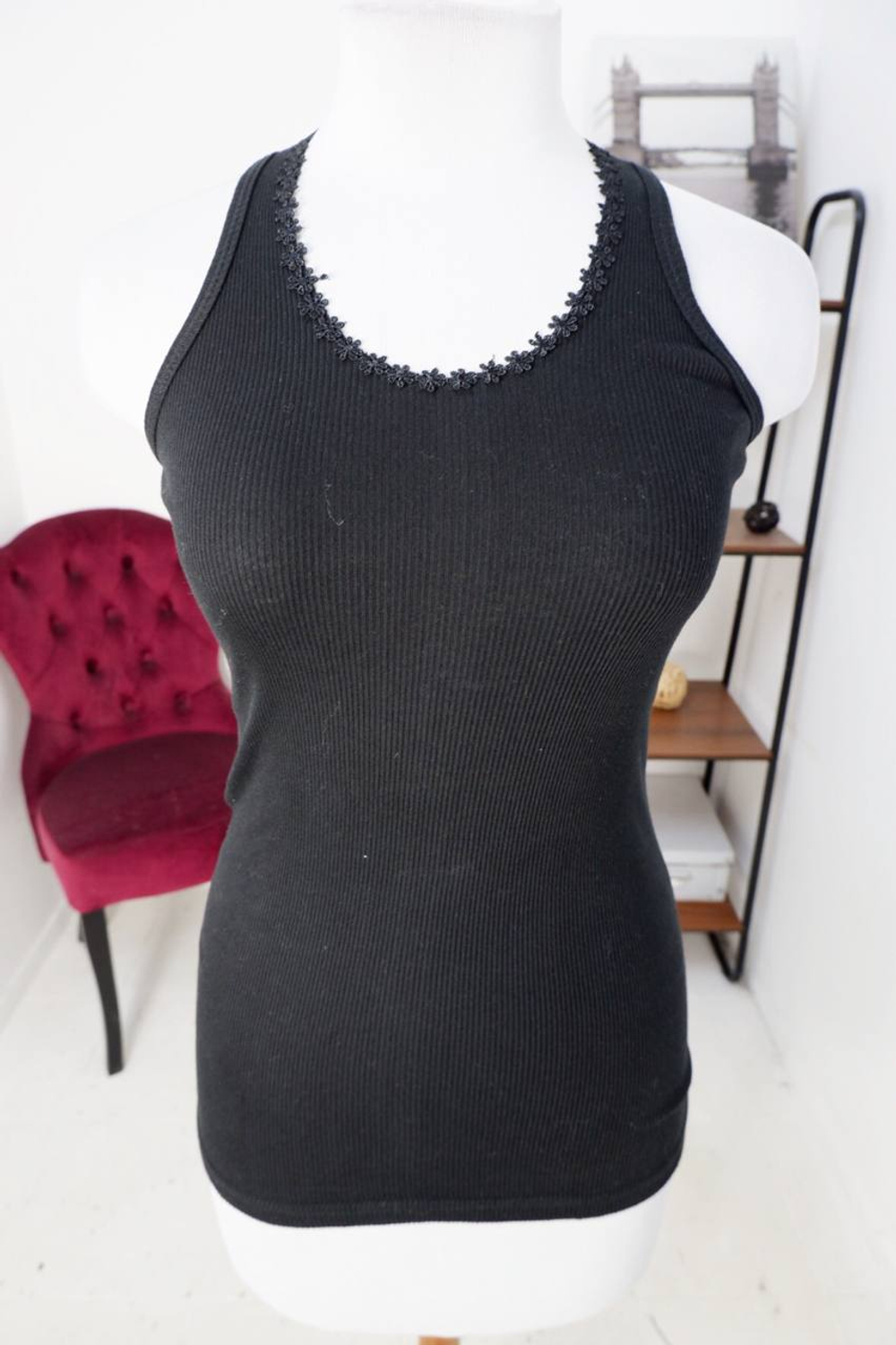 Топ в рубчик, визуально на 46 размер