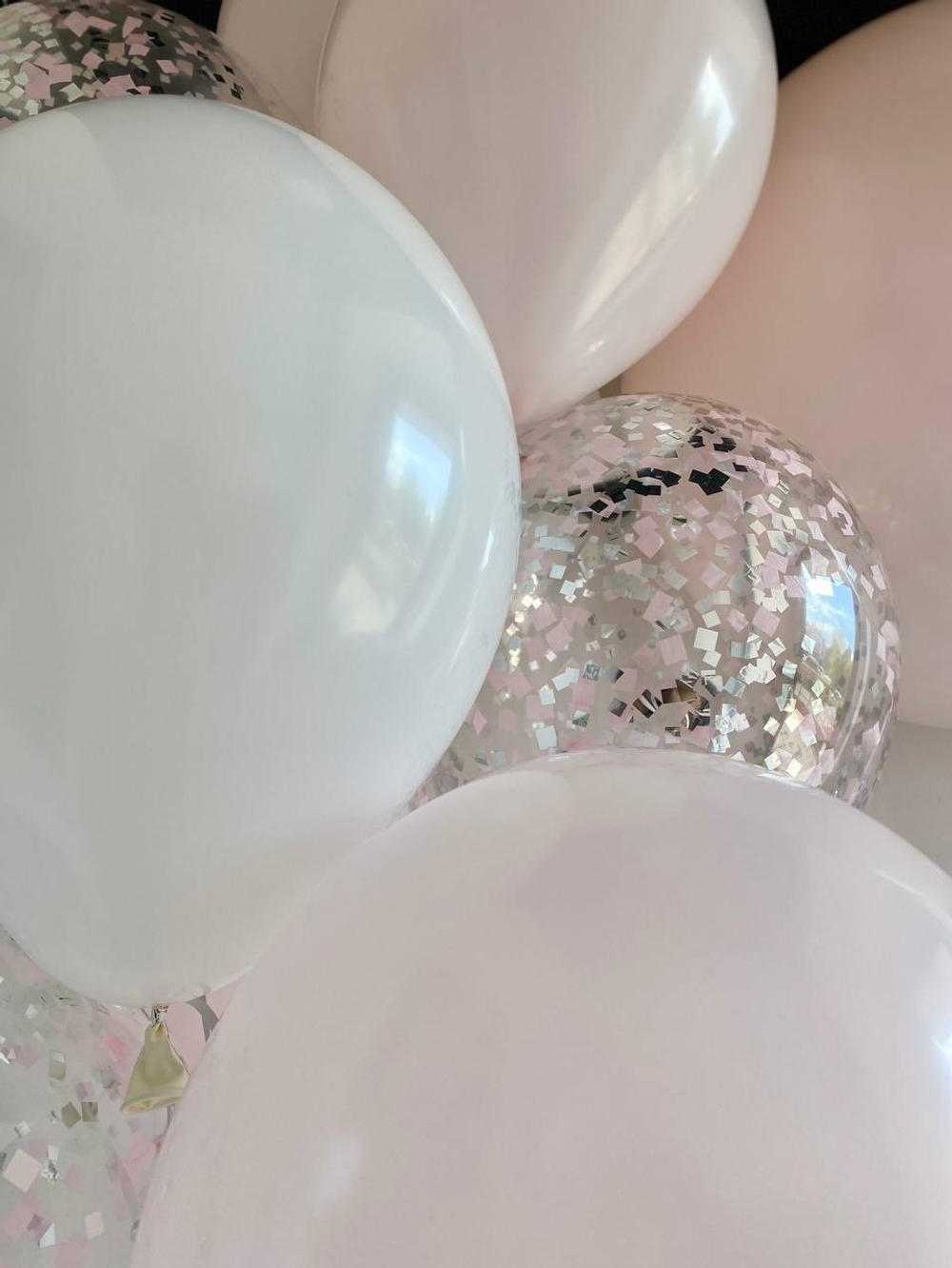 Воздушные шары с надписью Недостатков нет, одни спецэффекты №3338