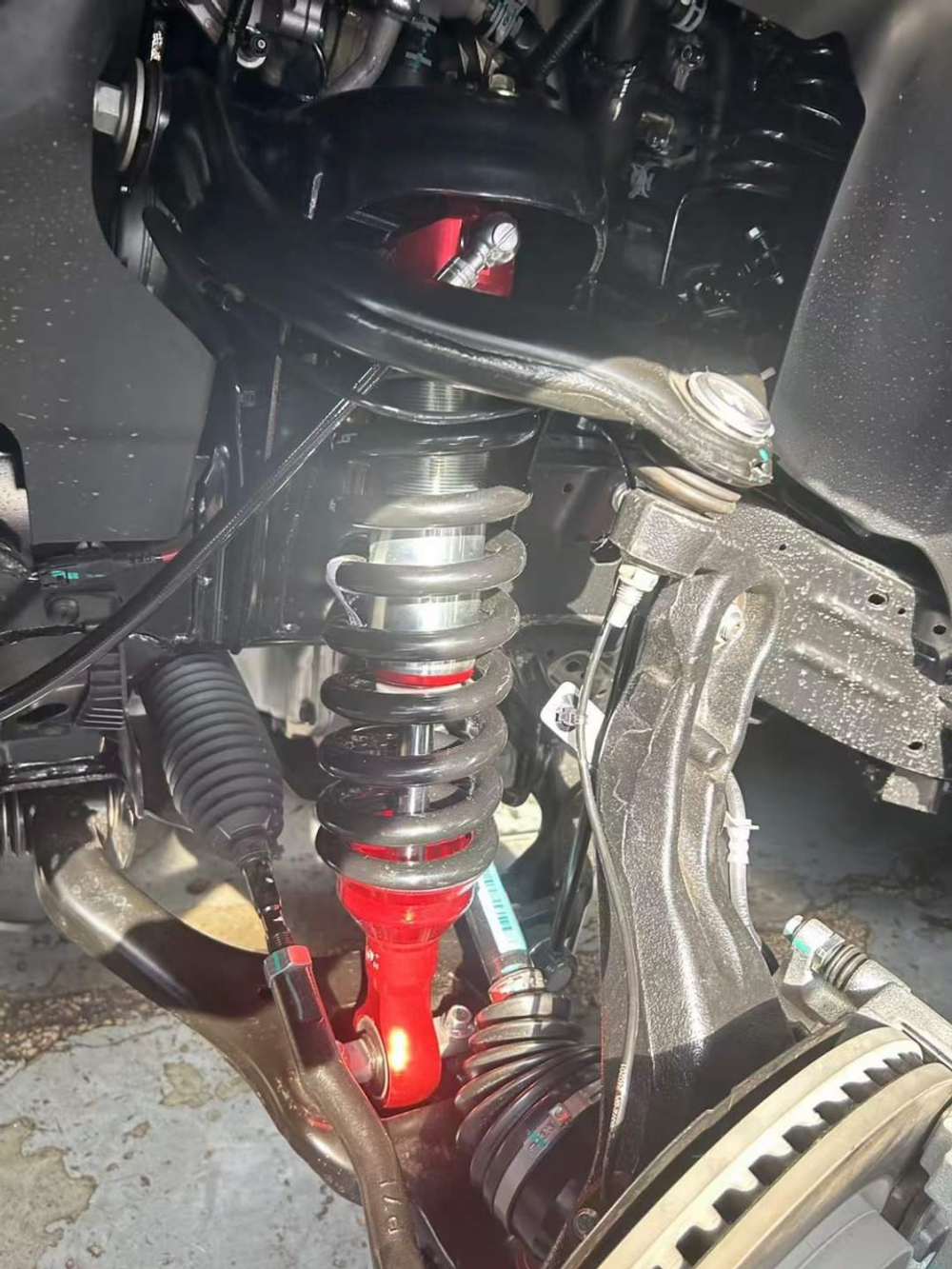 Ford Ranger T6.2 (2022—2025) лифт-комплект регулируемой подвески +2" STR ST8000 с DSC