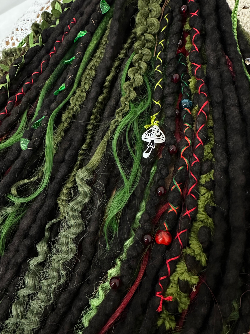 Многофактурный комплект войлочных дредов