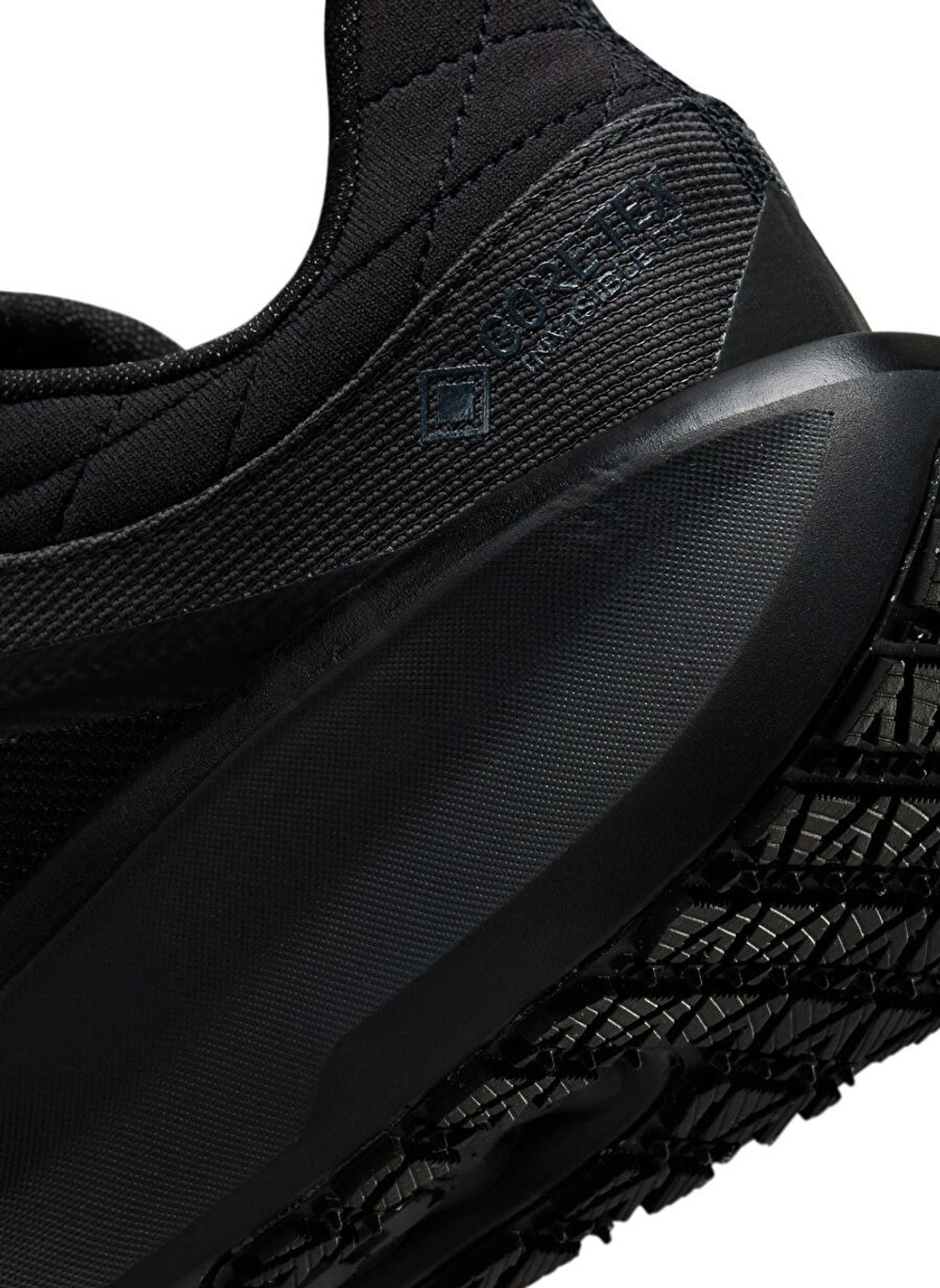 Кроссовки женские NIKE W AIR WINFLO 11 GTX