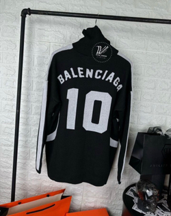Свитер Balenciaga Soccer Limited Edition